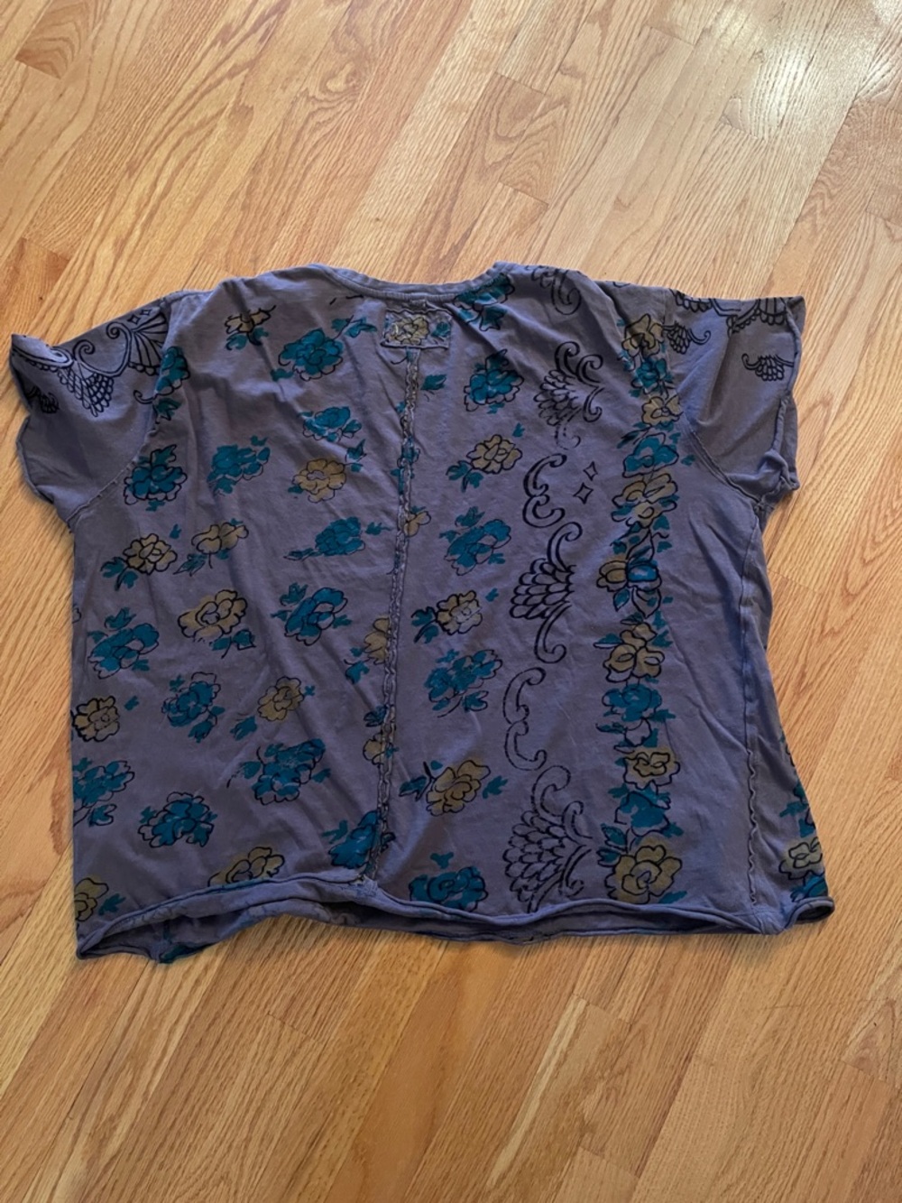 Vintage Floral Short Sleeve Tee in Lavender - Unbranded - Picture 4 of 4